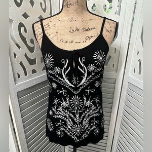 Design History Embroidered Tank Top Medium
